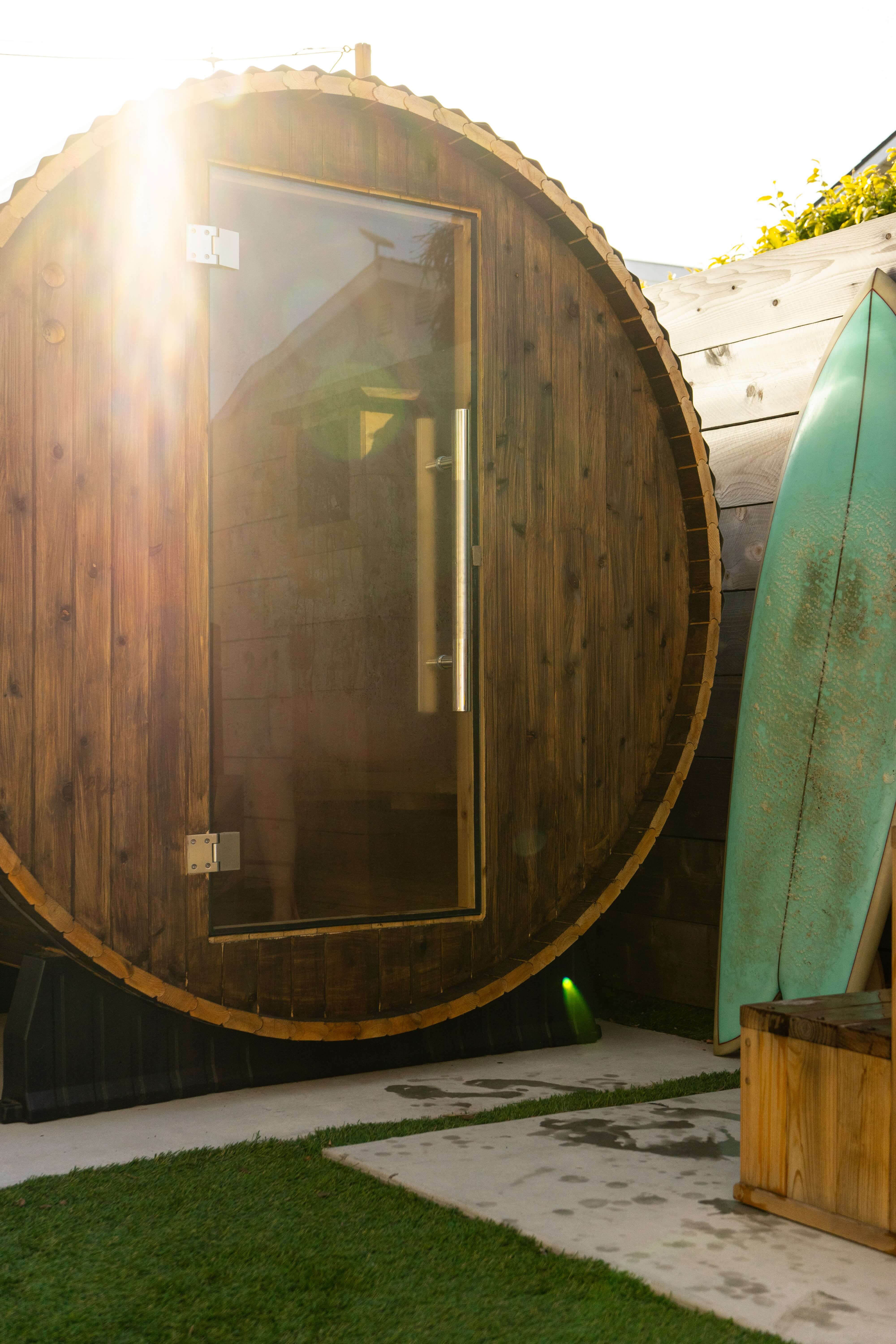 Watoga 2-4 Person Barrel Sauna - Image 5